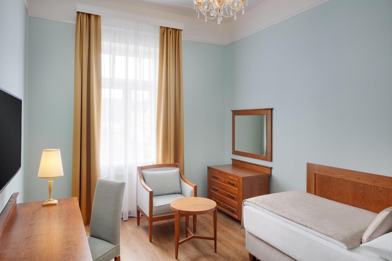 Hotel Ensana Hvězda - Imperiál - Neapol Mariánské Lázně Exterior foto